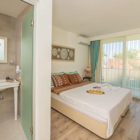 Otel Destina 4*